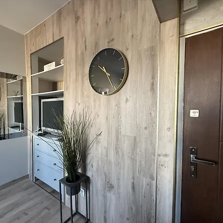 Avis Skwer Kosciuszki 10 *